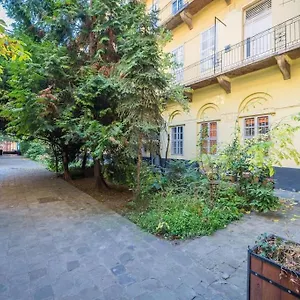 Venus - King Street I Budapest