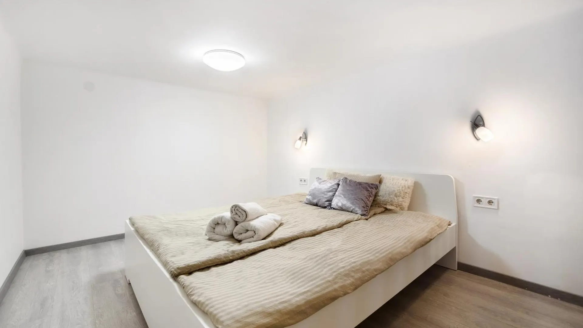 Florence Downtown Apartments 布达佩斯